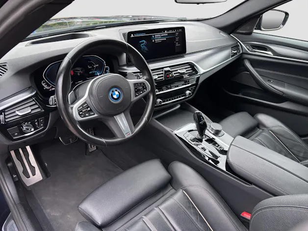 BMW 530e xDrive Touring M Sport Steptronic