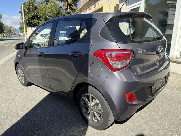 HYUNDAI i10 1.2 Amplia