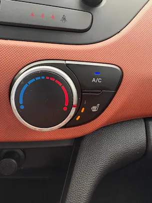 HYUNDAI i10 1.2 Amplia