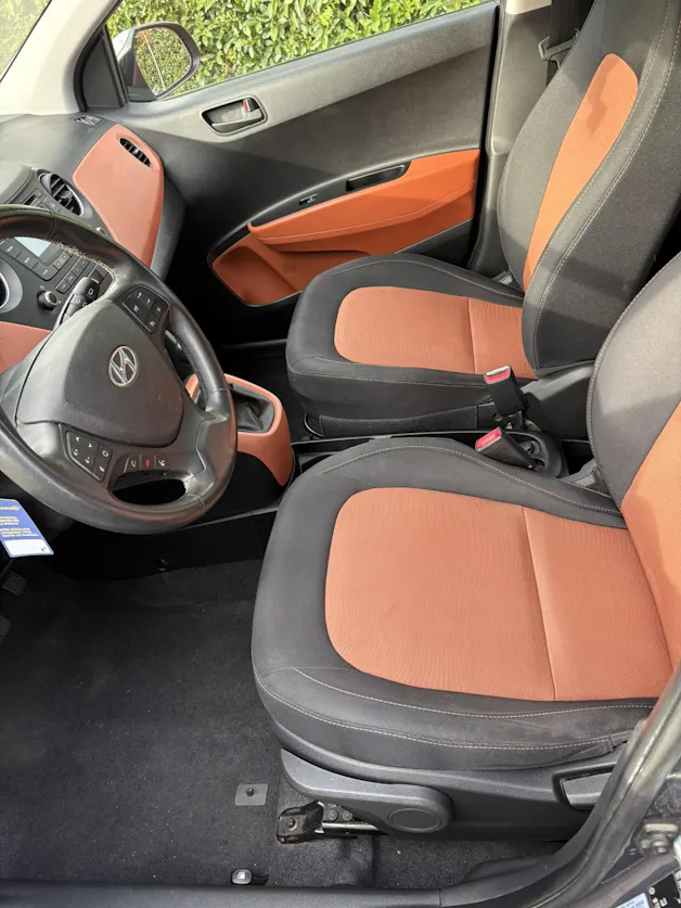 HYUNDAI i10 1.2 Amplia