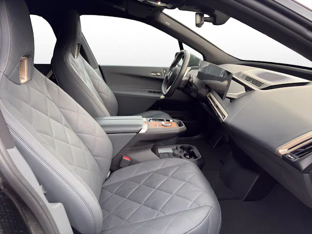 BMW iX M60