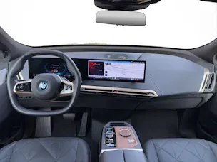 BMW iX M60