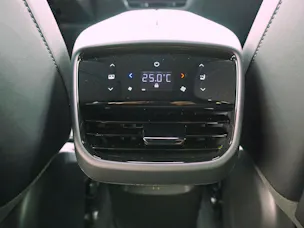 MAZDA CX-6e Takumi