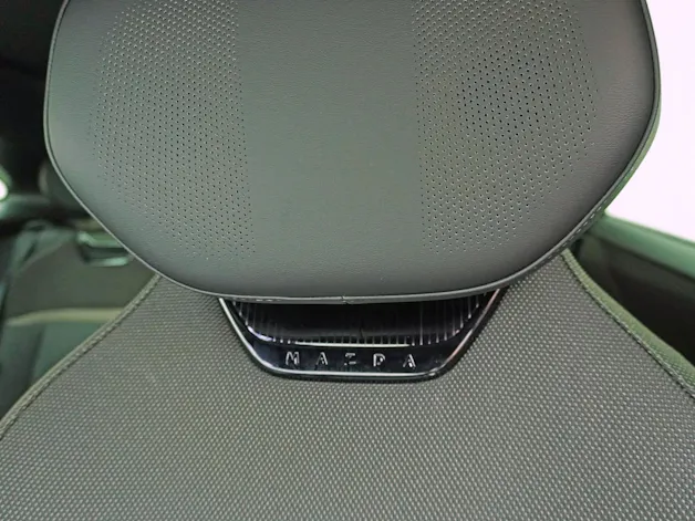 MAZDA CX-6e Takumi