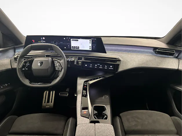 PEUGEOT 5008 long range e-GT