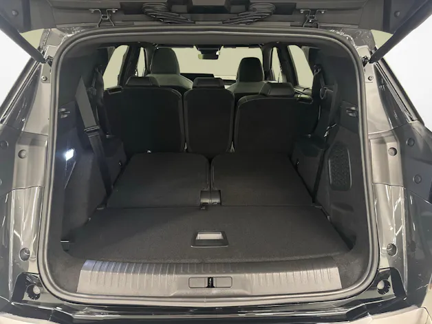 PEUGEOT 5008 long range e-GT