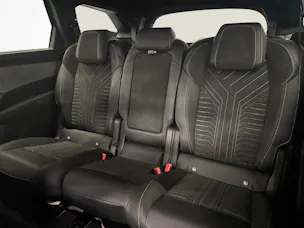 PEUGEOT 5008 long range e-GT