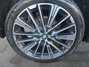 BMW X1 23i xDrive paddles