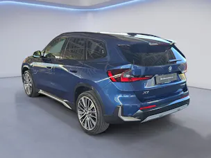 BMW X1 23i xDrive paddles