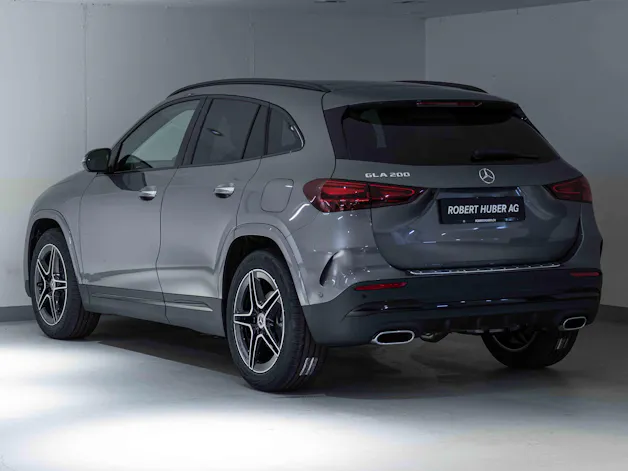 MERCEDES-BENZ GLA 200 Night Star