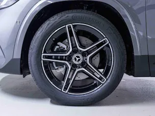 MERCEDES-BENZ GLA 200 Night Star