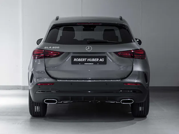 MERCEDES-BENZ GLA 200 Night Star
