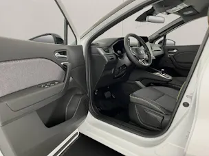 RENAULT Captur 1.8 E-Tech techno