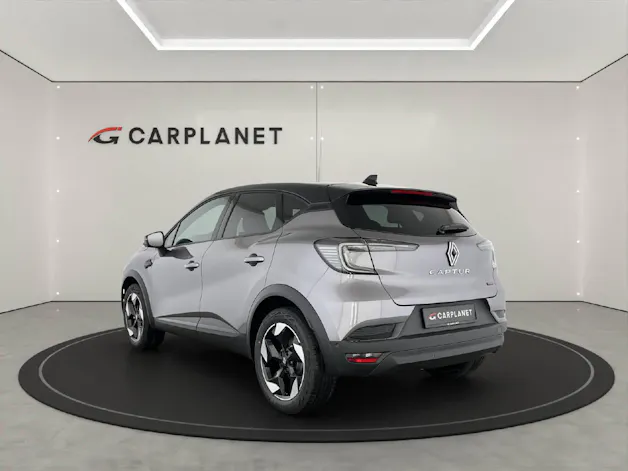 RENAULT Captur 1.8 E-Tech techno