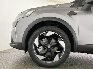 RENAULT Captur 1.8 E-Tech techno