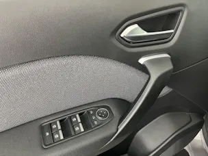 RENAULT Captur 1.8 E-Tech techno