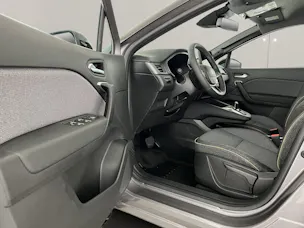 RENAULT Captur 1.8 E-Tech techno
