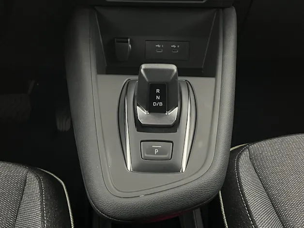 RENAULT Captur 1.8 E-Tech techno
