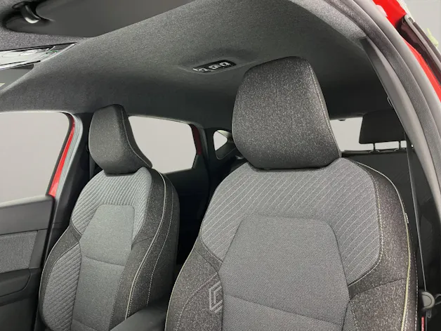RENAULT Captur 1.8 E-Tech techno