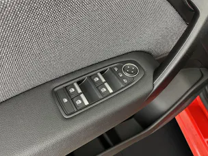 RENAULT Captur 1.8 E-Tech techno