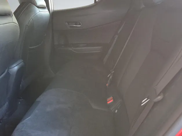 Toyota C-HR 2.0 VVTi HSD Move