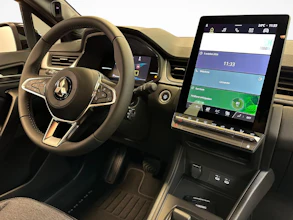 https://vehicle.imgix.net/4498567/ad3b0873-6745-4ced-9641-f6c027d09bcd.jpg