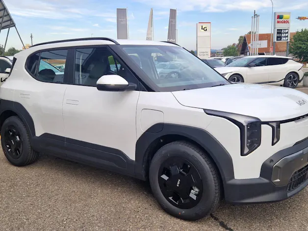 Kia EV2 61 kWh Air 4P