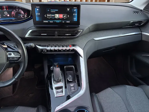 PEUGEOT 3008 1.2 PureTech Allure Pack