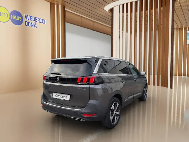 PEUGEOT 5008 1.5 BlueHDi GT Line