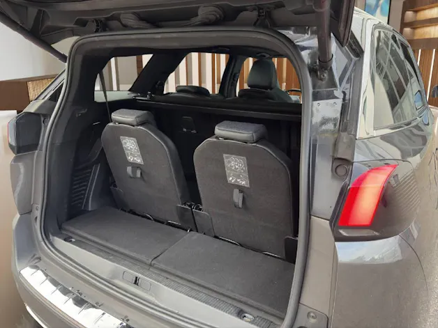 PEUGEOT 5008 1.5 BlueHDi GT Line