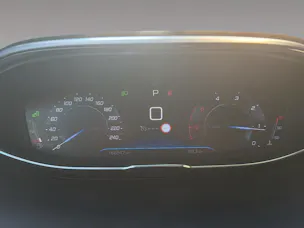 PEUGEOT 3008 1.5 BlueHDi Allure