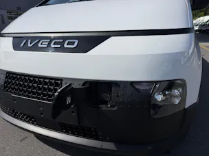 IVECO eMoovy mit FABA Kipper K4 2700