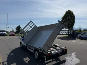 IVECO eMoovy mit FABA Kipper K4 2700