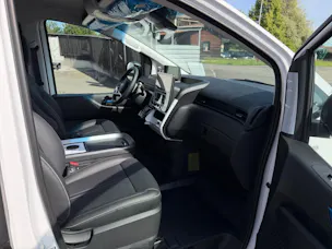 IVECO eMoovy mit FABA Kipper K4 2700