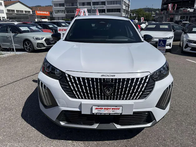 PEUGEOT 2008 1.2 145 MHEV Allure Automat