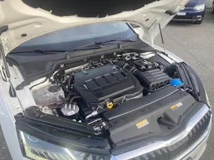 SKODA Octavia Combi 2.0 TDI DSG Style
