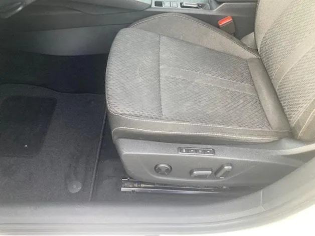 SKODA Octavia Combi 2.0 TDI DSG Style