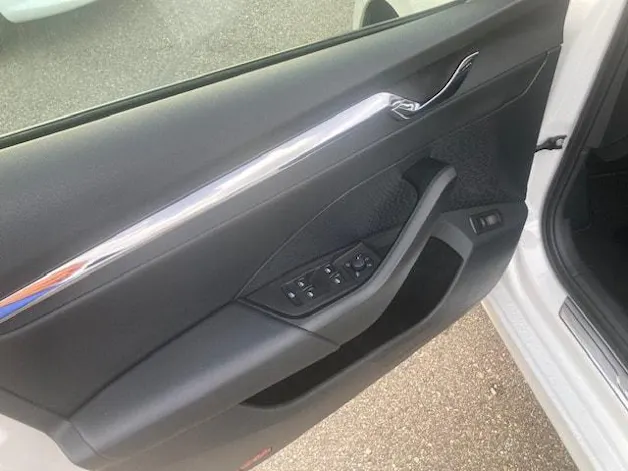 SKODA Octavia Combi 2.0 TDI DSG Style