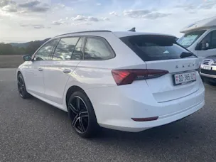 SKODA Octavia Combi 2.0 TDI DSG Style