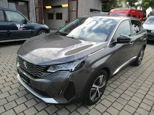 PEUGEOT 3008 1.2 PureTech Allure Pack EAT8