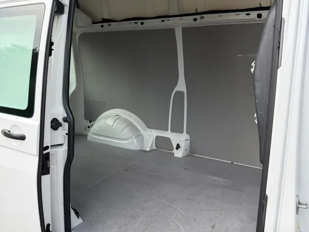 VW T6 2.0 TDI Entry * Hochdach * Klima * Euro 6 * Rückfahrkamera * Dach Version * 3 Sitzer *