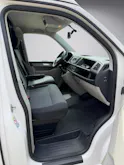 VW T6 2.0 TDI Entry * Hochdach * Klima * Euro 6 * Rückfahrkamera * Dach Version * 3 Sitzer *