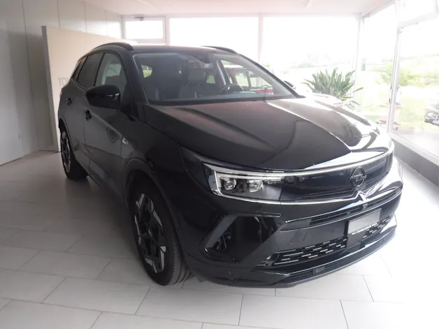 OPEL Grandland 1.6 Hybrid4 GSe Automatik