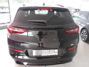 OPEL Grandland 1.6 Hybrid4 GSe Automatik