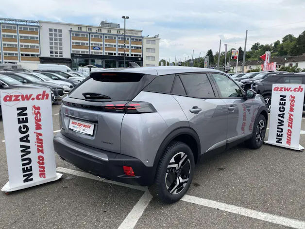 PEUGEOT 2008 1.2 145 MHEV Allure Automat