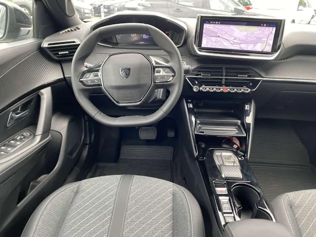 PEUGEOT 2008 1.2 145 MHEV Allure Automat