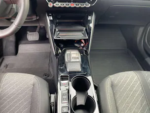 PEUGEOT 2008 1.2 145 MHEV Allure Automat