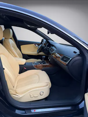 AUDI A7 Sportback 3.0 TDI quattro S-tronic * S line *