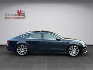 AUDI A7 Sportback 3.0 TDI quattro S-tronic * S line *