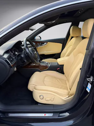 AUDI A7 Sportback 3.0 TDI quattro S-tronic * S line *